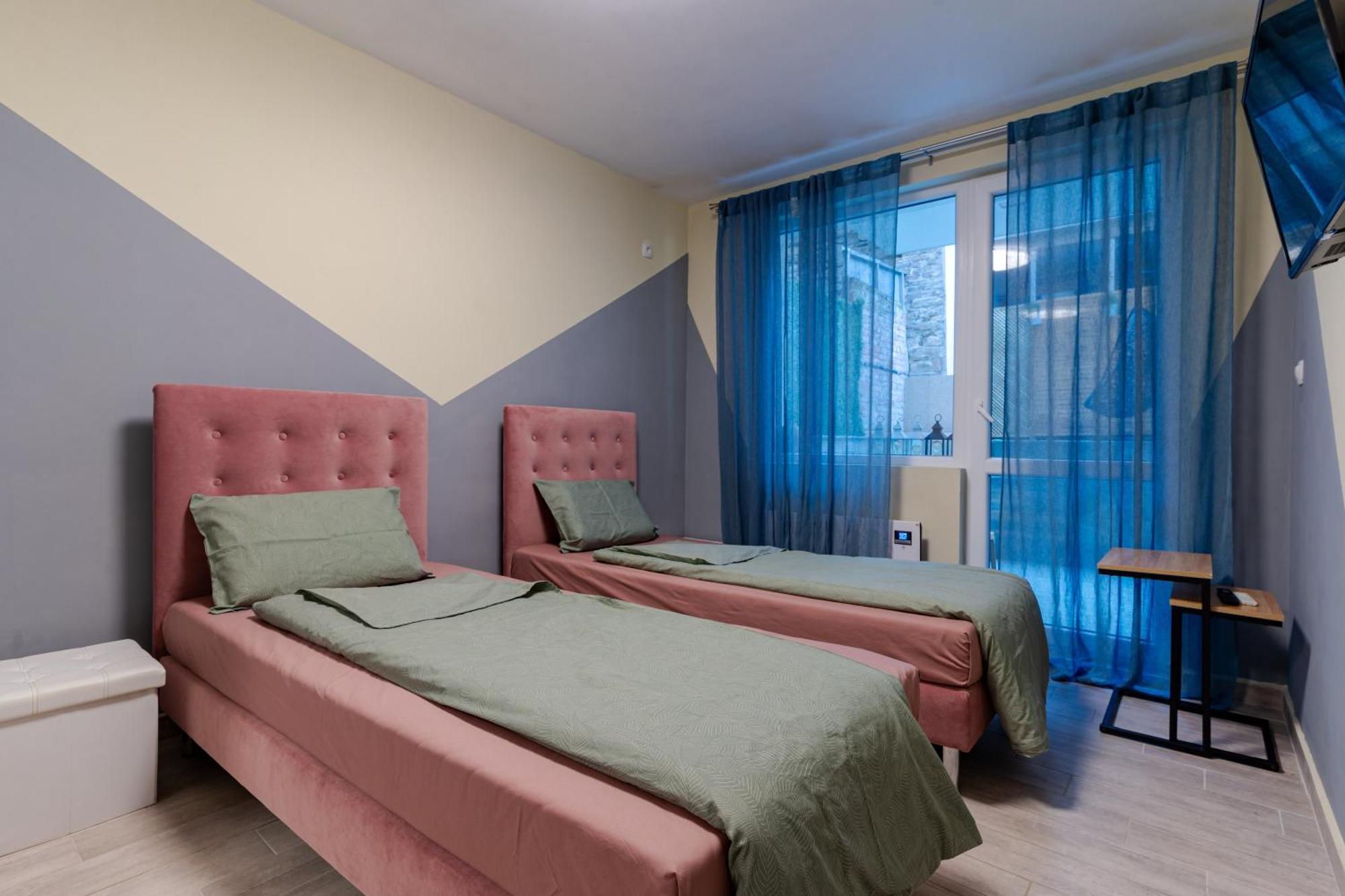 Mirela Guest Apartment Велико-Тырново Экстерьер фото