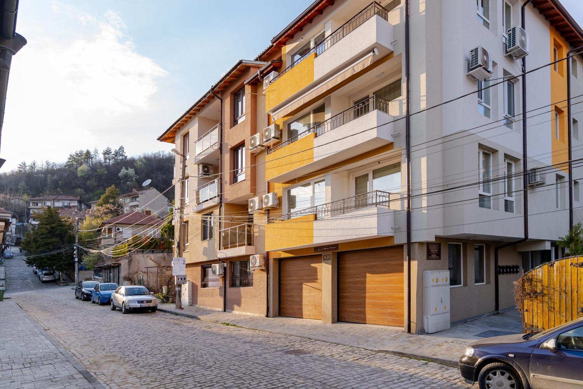 Mirela Guest Apartment Велико-Тырново Экстерьер фото